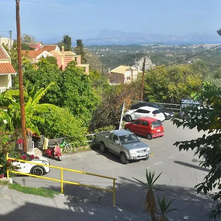 Διαμέρισμα Pension Telis Und Brigitte 1 *